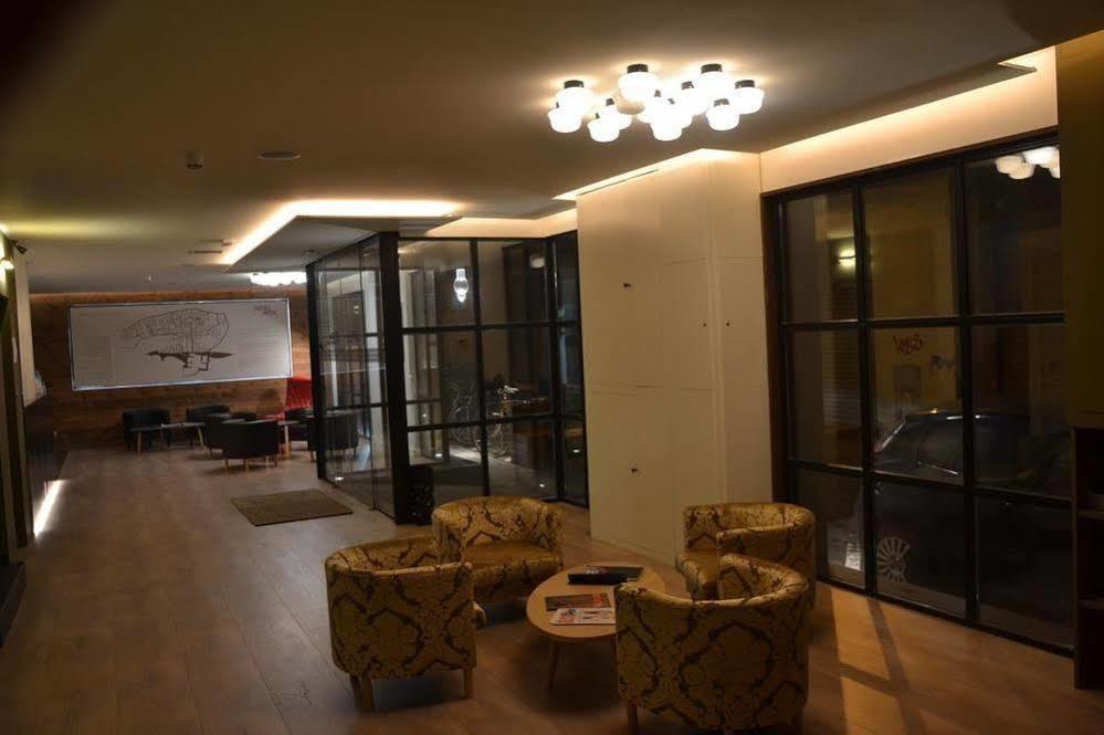 Gatell Hotel Vilanova i la Geltrú Exterior foto